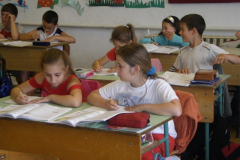 20090626_1398139391_az_iskolaban