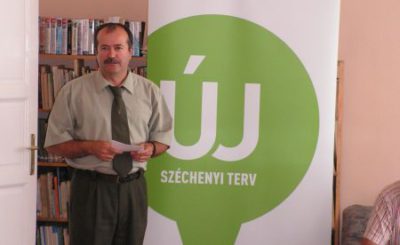 Polgármester Úr bemutatja a projektet